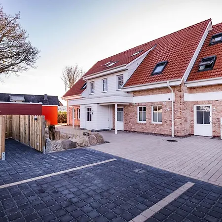 Apartment Haus Springflut 1 *