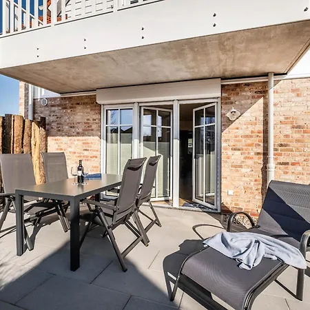 Haus Springflut 1 *